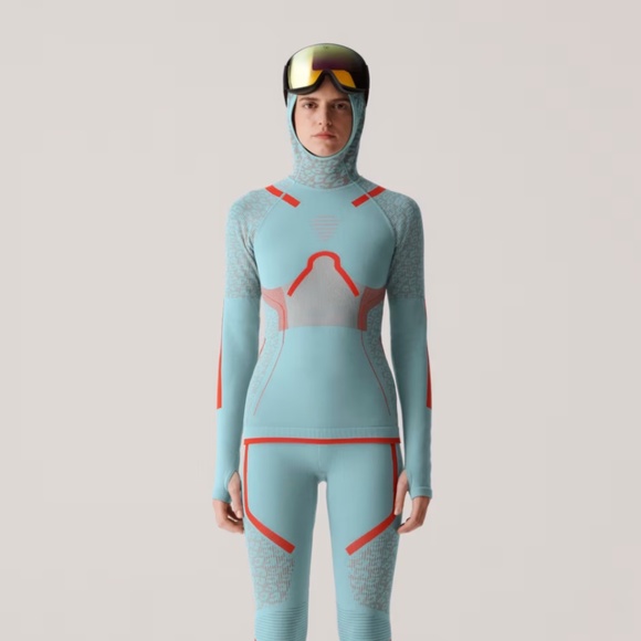 Adidas by Stella McCartney True Strength Seamless Pullover with Hood - Picture 5 of 6